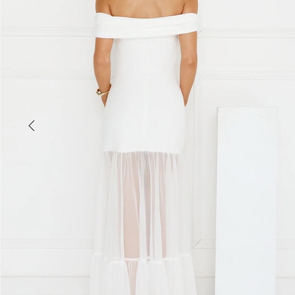 HELLO MOLLY White Moonbeam Reverie Off Shoulder Maxi Dress - Picture 3 of 3